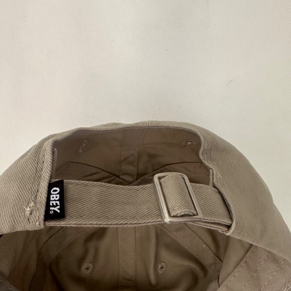 New OBEY Logo Beige Embroidered Adjustable Baseball Hat Cap One Size - Picture 4 of 7